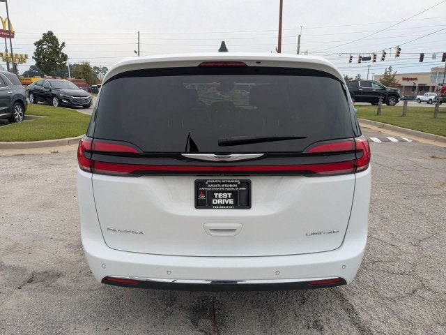 2024 Chrysler Pacifica Limited
