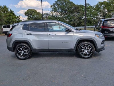 2024 Jeep Compass Latitude