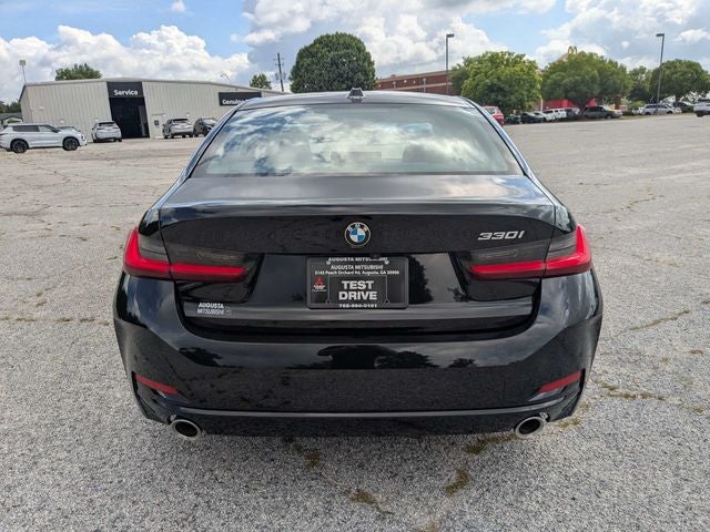 2025 BMW 3 Series 330i