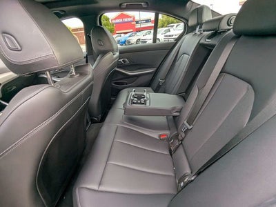 2025 BMW 3 Series 330i