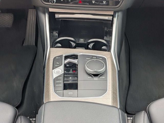2025 BMW 3 Series 330i