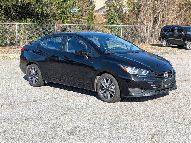 2023 Nissan Versa 1.6 SV