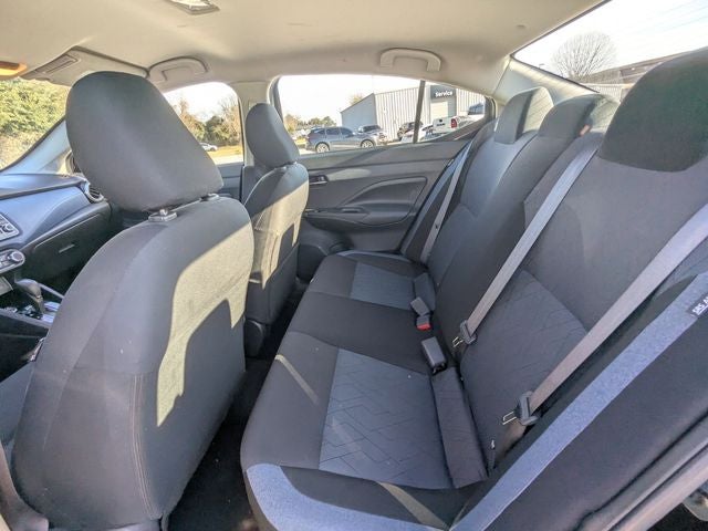 2023 Nissan Versa 1.6 SV