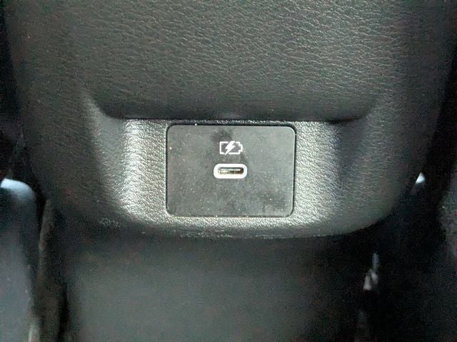 2023 Nissan Versa 1.6 SV