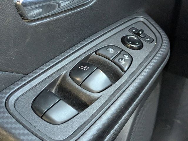 2023 Nissan Versa 1.6 SV