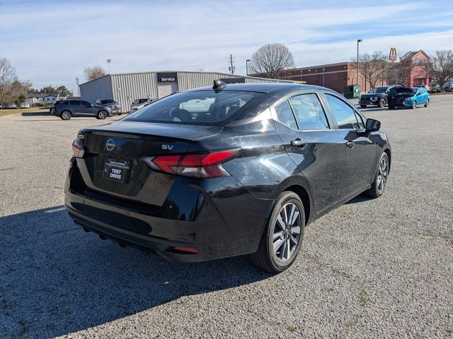 2023 Nissan Versa 1.6 SV