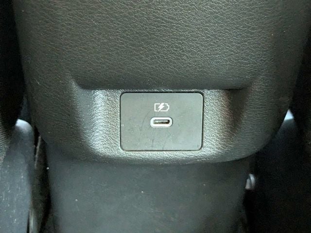 2024 Nissan Versa 1.6 SV