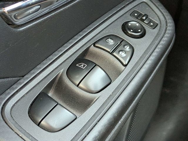 2024 Nissan Versa 1.6 SV