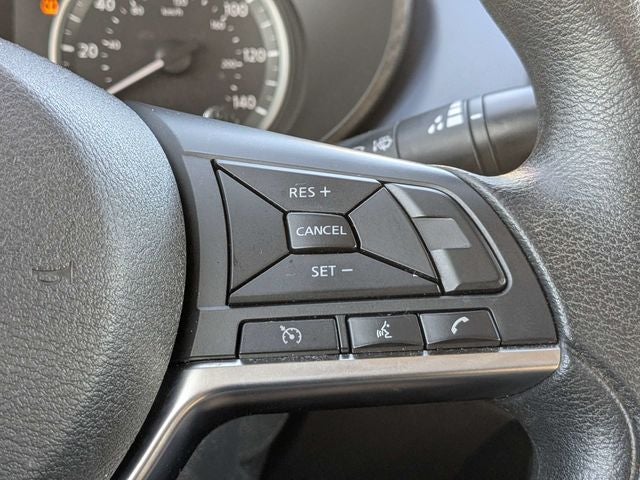 2024 Nissan Versa 1.6 SV