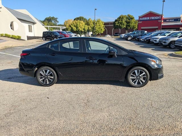 2024 Nissan Versa 1.6 SV