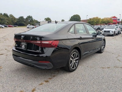 2025 Volkswagen Jetta 1.5T SE