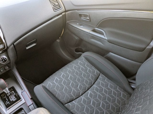 2027 Mitsubishi Outlander Sport 2.0 LE