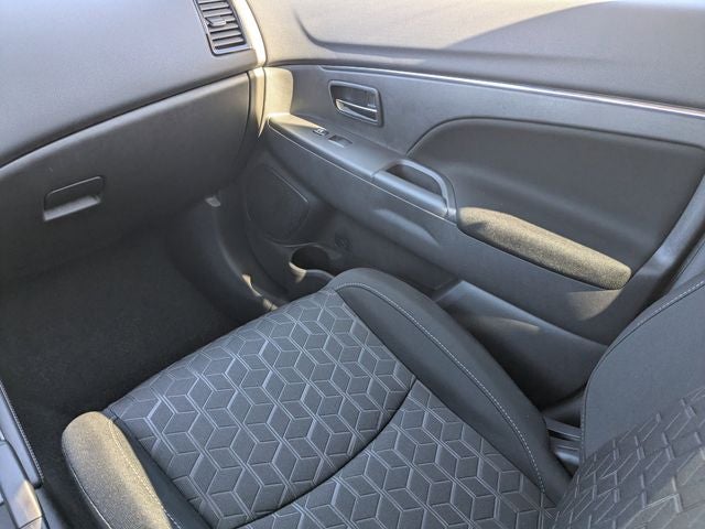 2026 Mitsubishi Outlander Sport Base