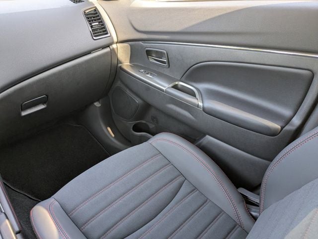 2026 Mitsubishi Outlander Sport 2.0 SE