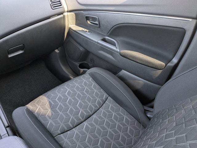 2026 Mitsubishi Outlander Sport 2.0 ES