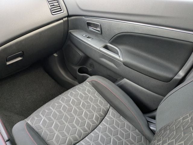 2026 Mitsubishi Outlander Sport 2.0 LE