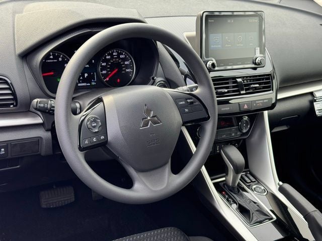 2026 Mitsubishi Eclipse Cross LE - Photo 13