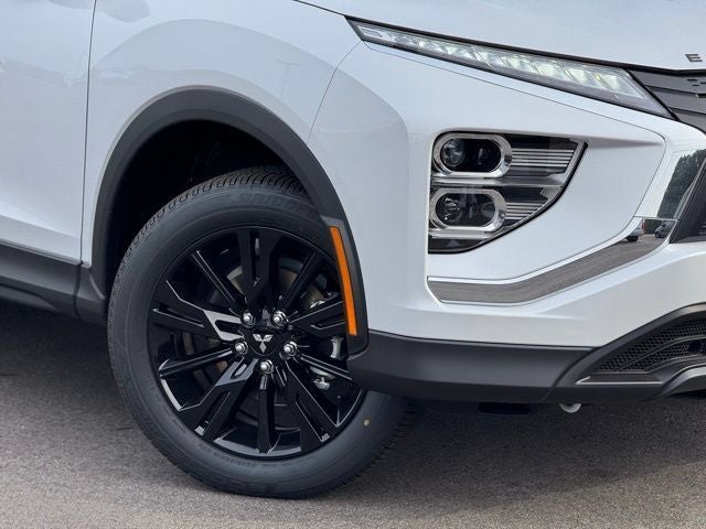 2026 Mitsubishi Eclipse Cross LE - Photo 2