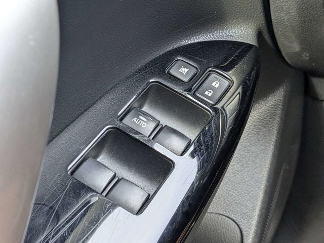 2024 Mitsubishi Eclipse Cross LE
