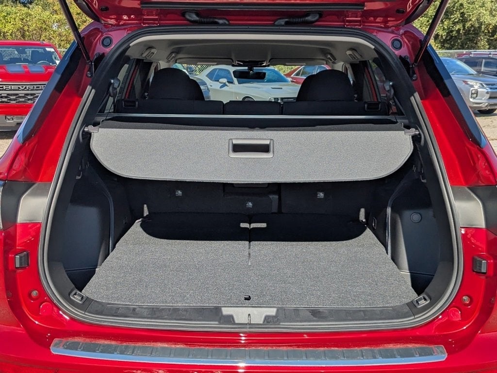 2025 Mitsubishi Outlander ES