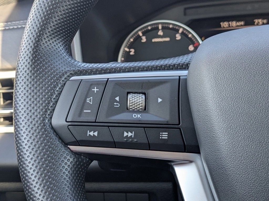 2025 Mitsubishi Outlander ES