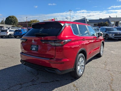 2025 Mitsubishi Outlander ES