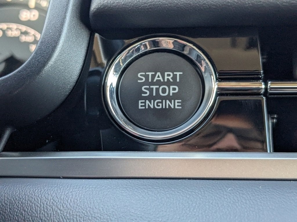 2025 Mitsubishi Outlander ES