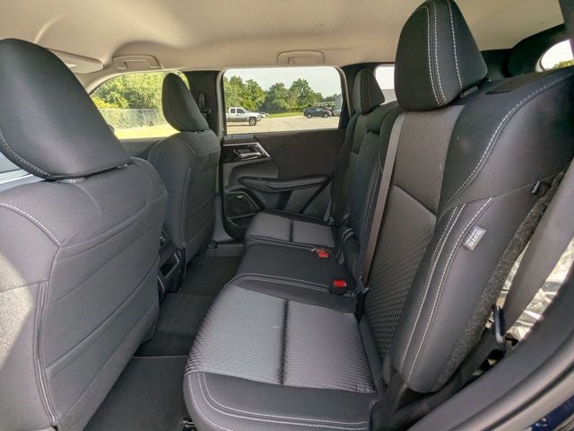 2026 Mitsubishi Outlander ES