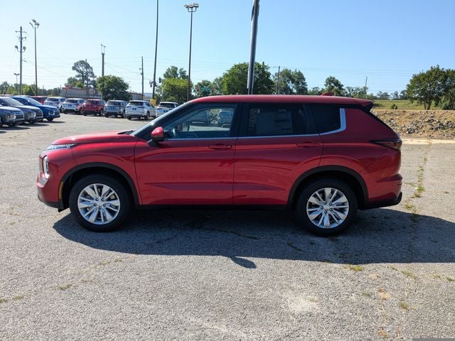 2026 Mitsubishi Outlander ES