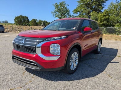 2026 Mitsubishi Outlander ES