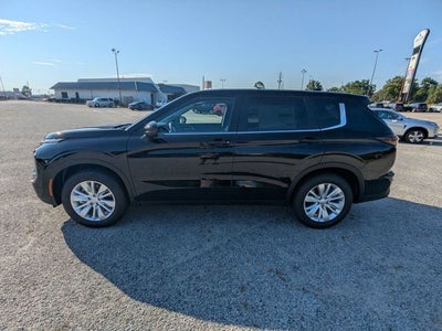 2026 Mitsubishi Outlander ES