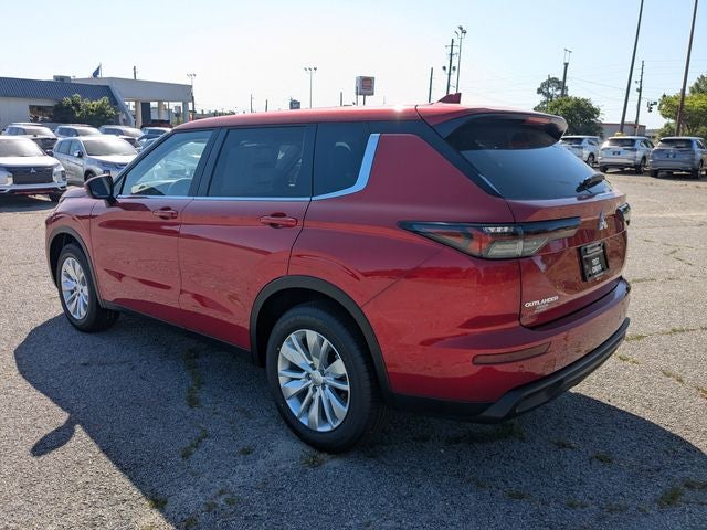2026 Mitsubishi Outlander ES