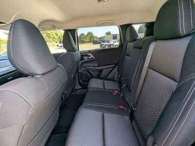 2026 Mitsubishi Outlander ES