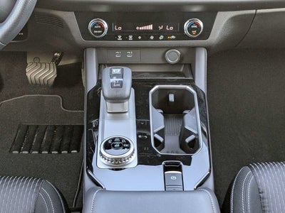 2026 Mitsubishi Outlander ES