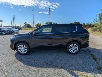 2026 Mitsubishi Outlander ES