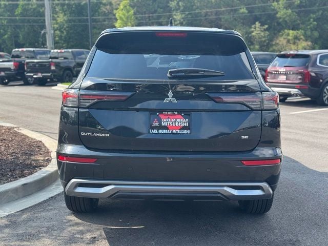2025 Mitsubishi Outlander SE