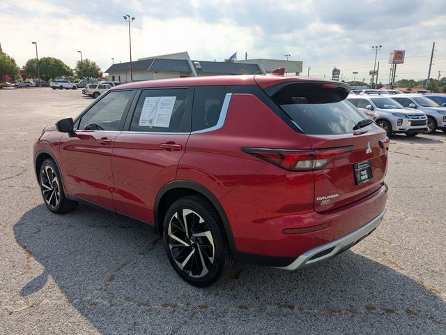 2024 Mitsubishi Outlander SE