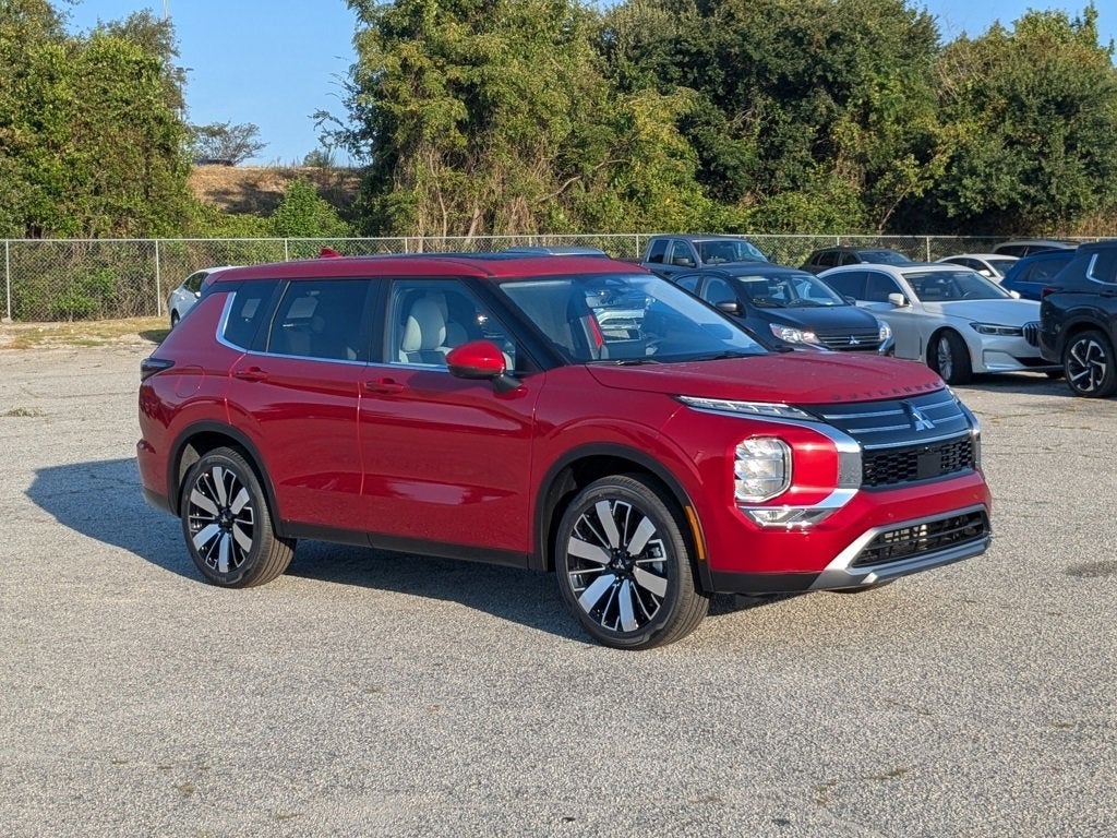 2025 Mitsubishi Outlander SE