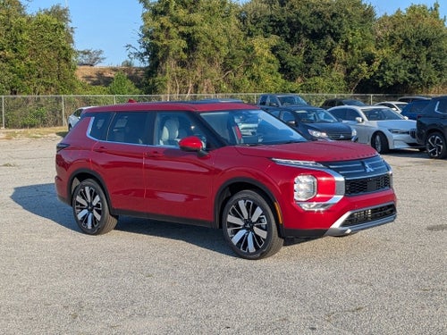 2025 Mitsubishi Outlander SE