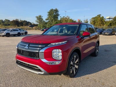 2025 Mitsubishi Outlander SE