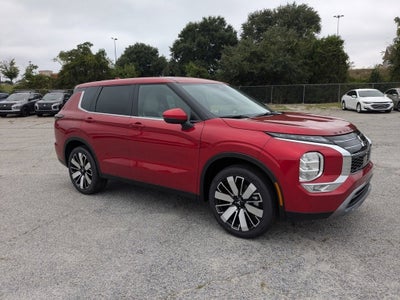 2025 Mitsubishi Outlander SE