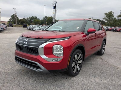 2025 Mitsubishi Outlander SE