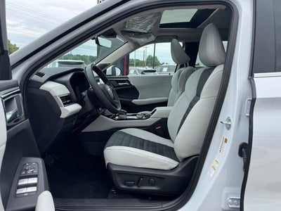 2025 Mitsubishi Outlander SE