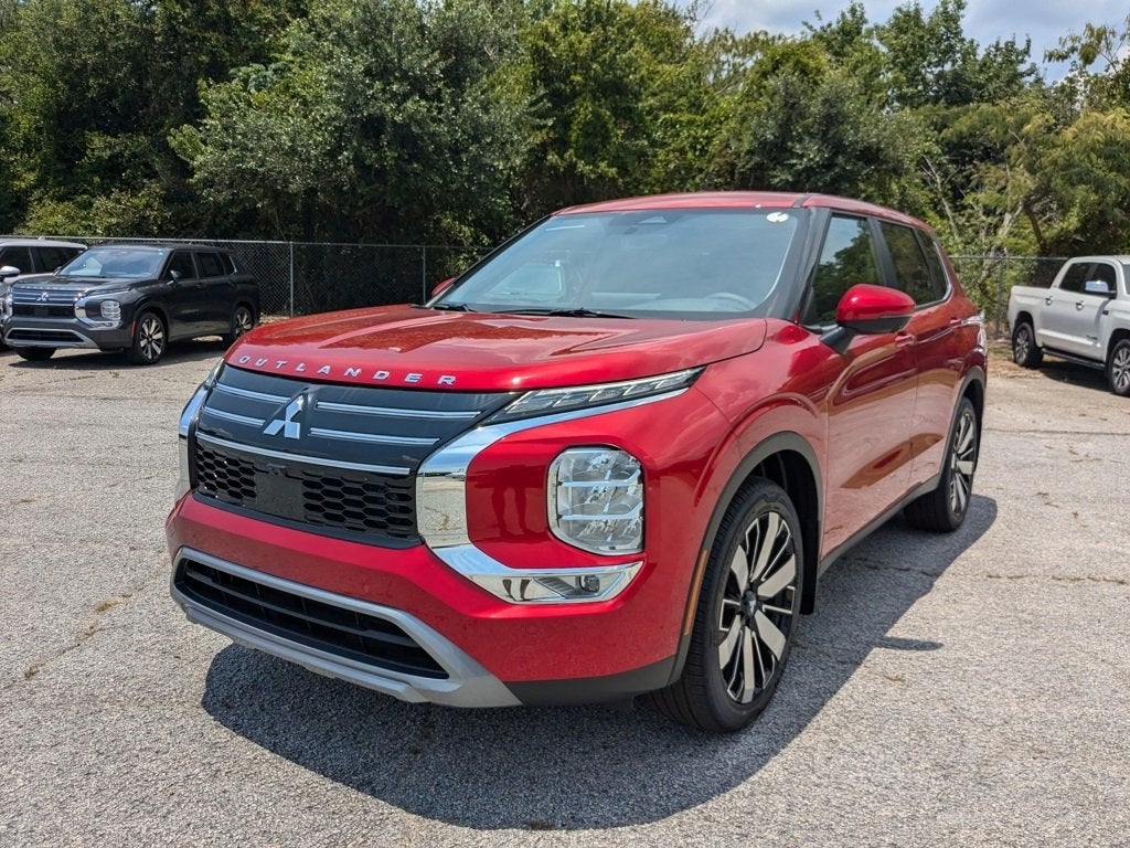 2025 Mitsubishi Outlander SE