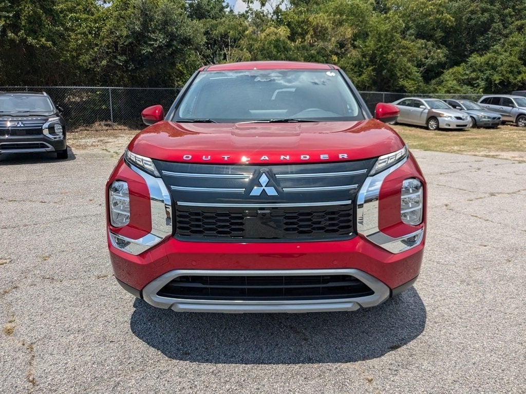 2025 Mitsubishi Outlander SE