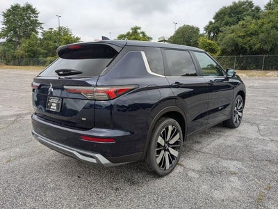 2026 Mitsubishi Outlander SE