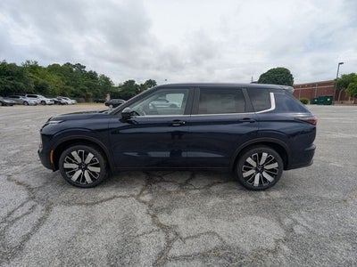 2026 Mitsubishi Outlander SE
