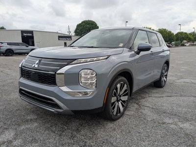 2026 Mitsubishi Outlander SE
