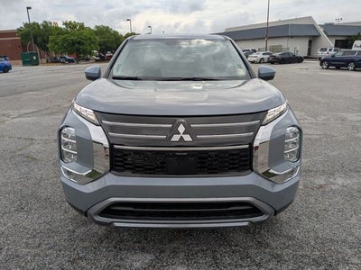 2026 Mitsubishi Outlander SE