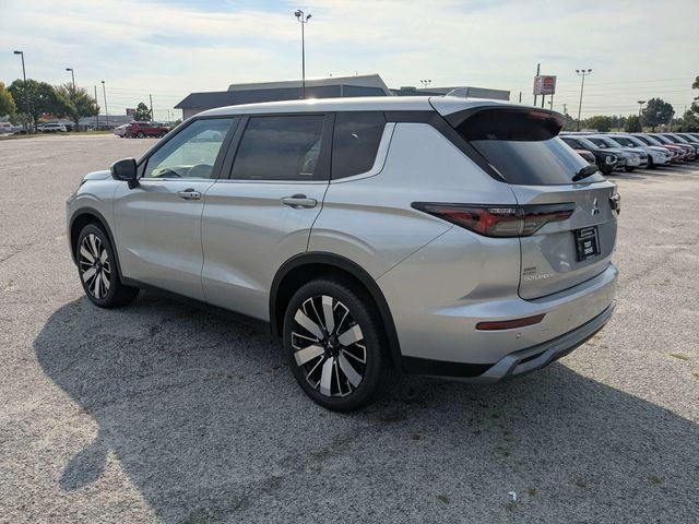 2026 Mitsubishi Outlander SE